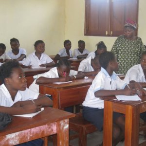Schulbesuch Kongo